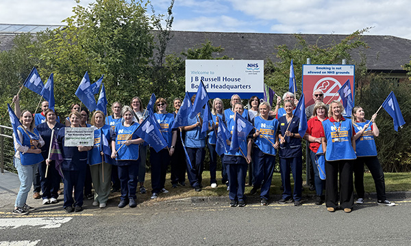 Nurse rebanding victory: protesting nurses from NHS Greater Glasgow and Clyde