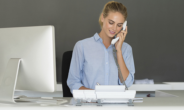 Receptionist
