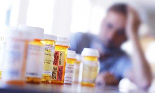 Approaches to managing older people using opiates and their risk of dependence