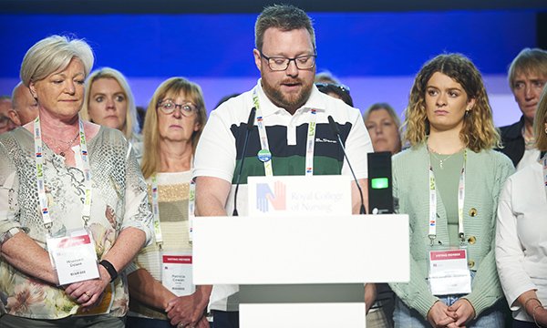 Photo of Northern Ireland members speaking at RCN congress about reduction in nursing student numbers