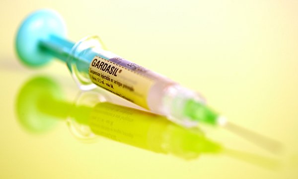 Syringe containing HPV vaccine