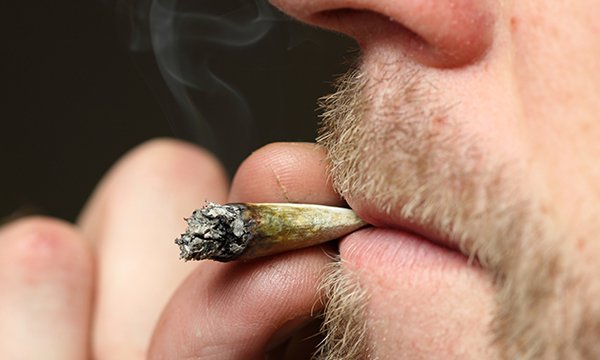 Cannabis smoking linked to Schizophrenia