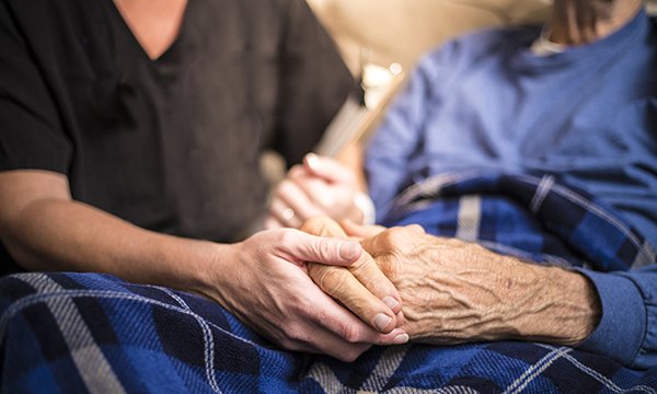 Role and support needs of nurses in delivering palliative and end of life care