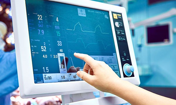 Monitoring a patient’s vital signs on a touchscreen visual display